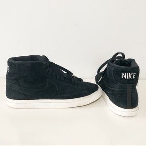 Nike Blazer mid high top basketball sneaker